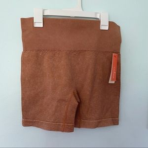 Nwt super rare colsie ribbed biker short